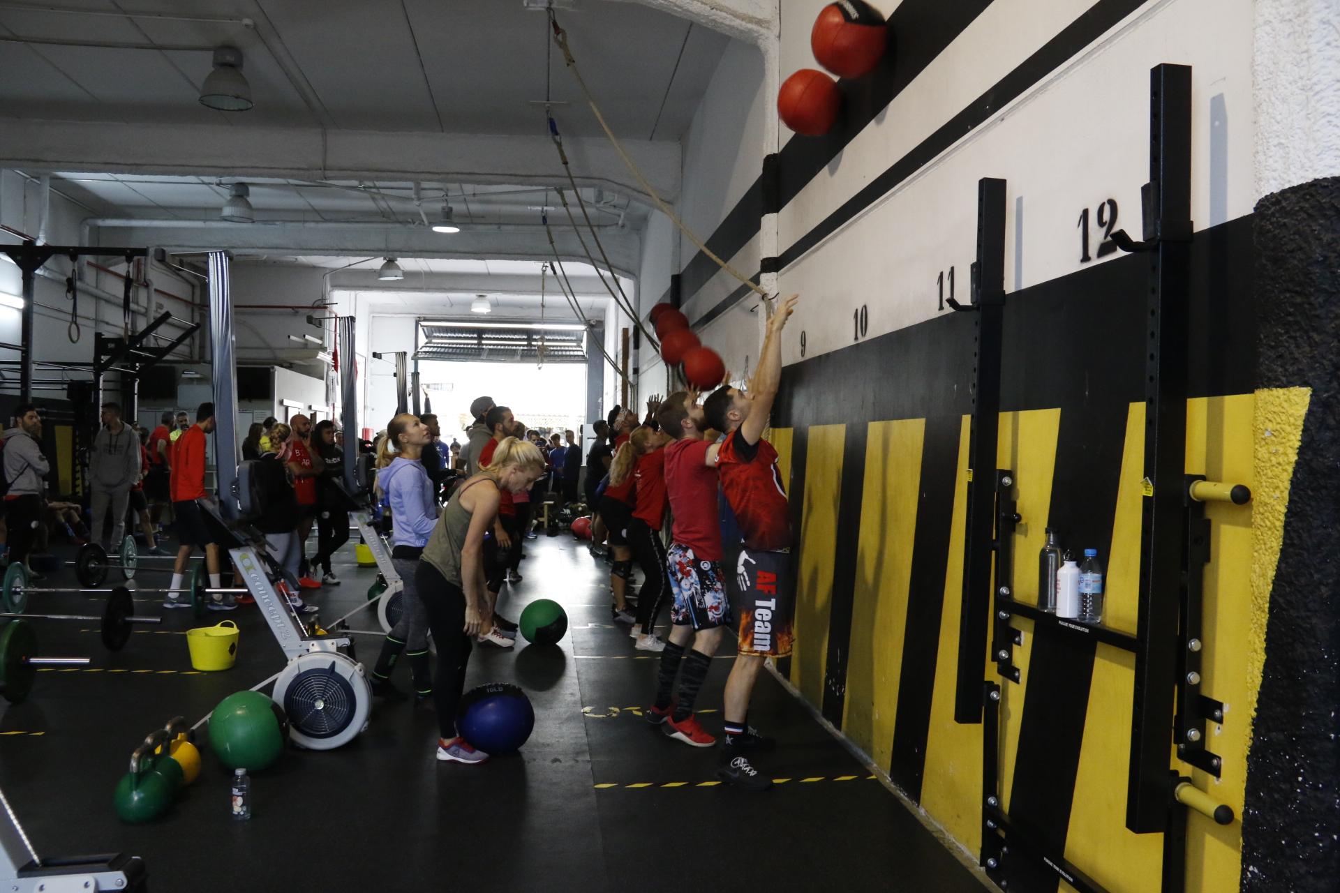 Competición solidaria en el box de Fuenlabrada
