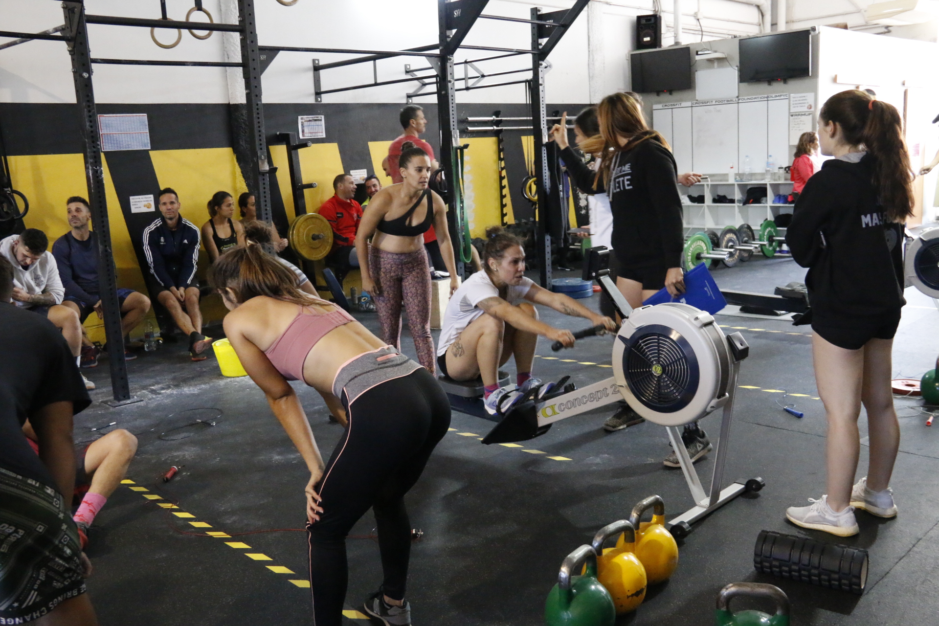 Competición solidaria en el box de Fuenlabrada